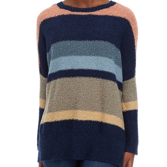 NWT Wonderly Striped Sweater Size Small with Side Slit Detail. - Picture 1 of 5